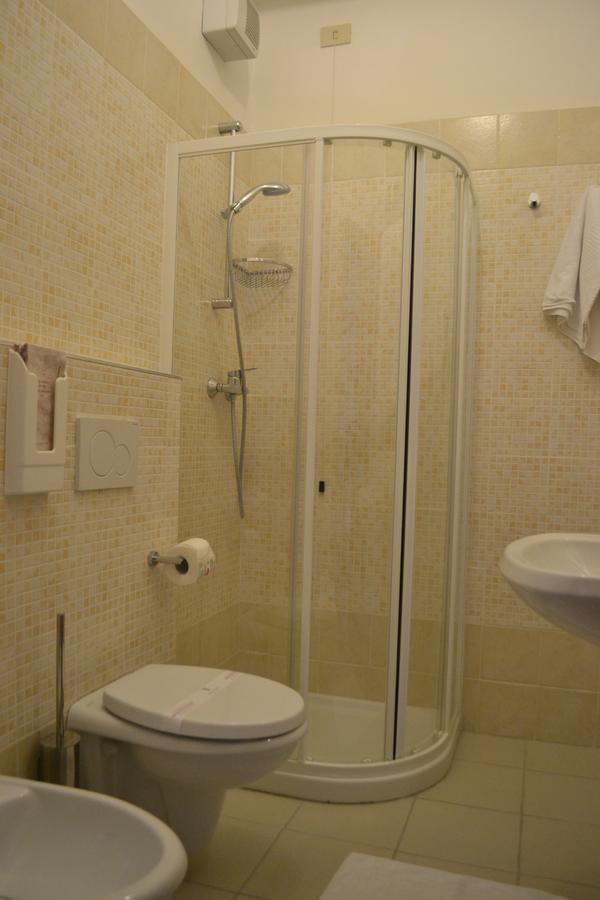 Albergo Quaglia Roseto Degli Abruzzi Extérieur photo